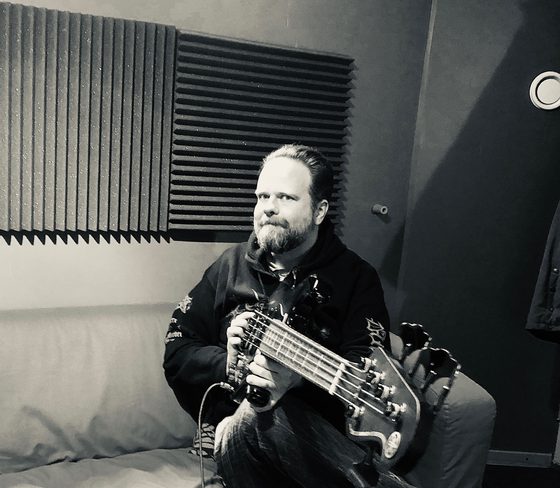 Neurotic studio glow